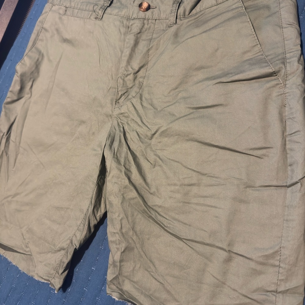 21men Green Cargo Shorts Classic Style
